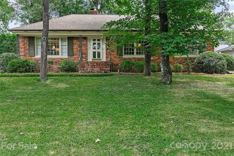 4727 Fairheath Road