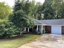 100 Raymond Street sold home in Belmont, SC