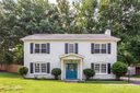 6512 Woodfield Drive sold home in Charlotte, SC