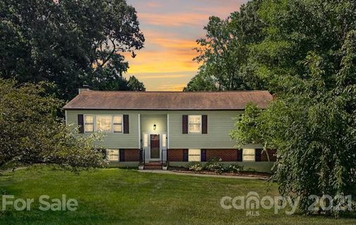 222 Dogwood Drive