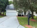 10433 Baskerville Avenue sold home in Charlotte, SC
