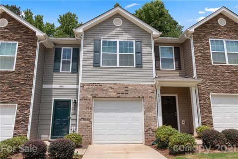 8936 Bradstreet Commons Way sold townhome in Crossley Village, Charlotte, NC