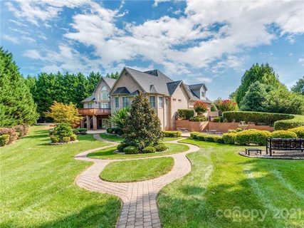 10606 Glen Eden Court