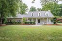 7026 High Oaks Drive sold home in Matthews, SC