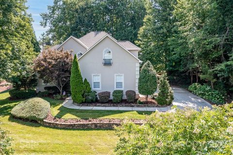 110 Grand Bay Drive sold home in Grand Bay, Mooresville, NC