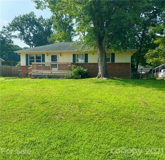 328 Willow Street