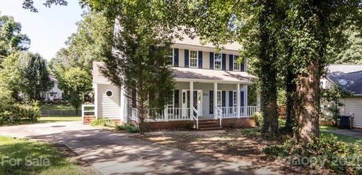 10732 Spruce Mountain Road sold home in Northwoods Forest, Charlotte, NC