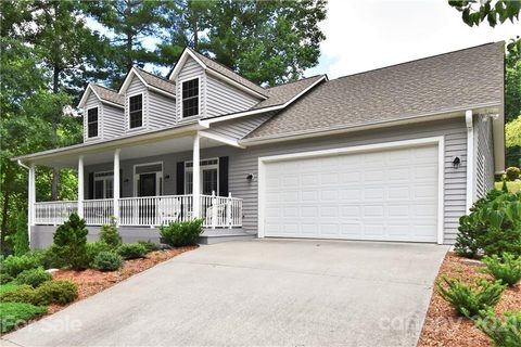 1004 Fieldcrest Court