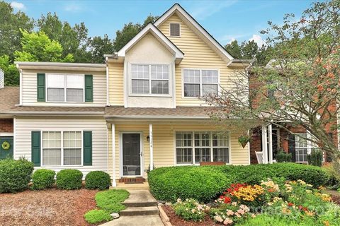 11124 Whitlock Crossing Court