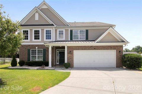 10900 Hat Creek Lane