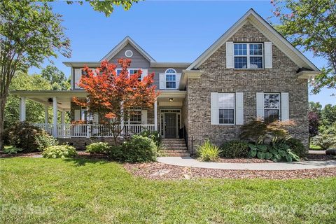 223 Glenville Drive