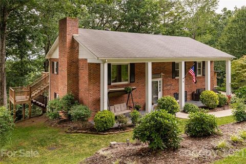 79 Sleepy Hollow Drive