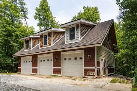 34 Spring Creek Lane sold property in Hoblestik Ridge, Saluda, NC