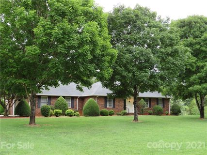 342 Briarwood Drive sold home in Forest Hills South, Rutherfordton, NC