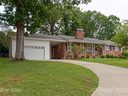 921 W Blue Ridge Road sold home in East Flat Rock, SC
