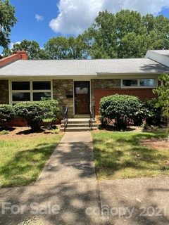 4557 Woodlark Lane