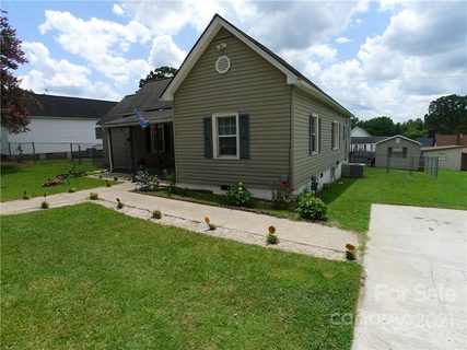 136 Erwin Street 235