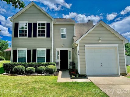 679 Favorwood Drive