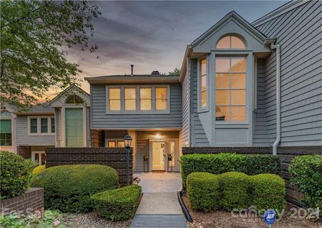 18541 Vineyard Point Lane