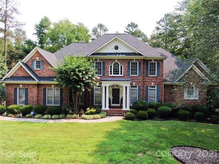 2512 Lexington Approach Drive