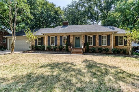 Previously sold for $607,000