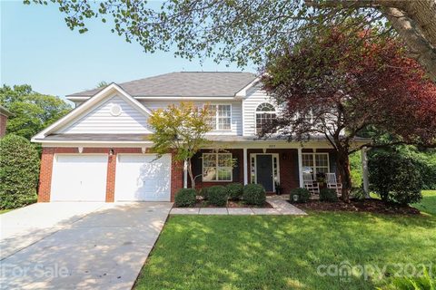 4215 Greenfield Circle
