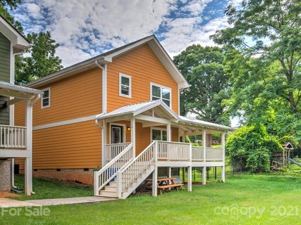 10 Cottage Cove Lane sold home in Cottages On Liberty Green, Asheville, NC