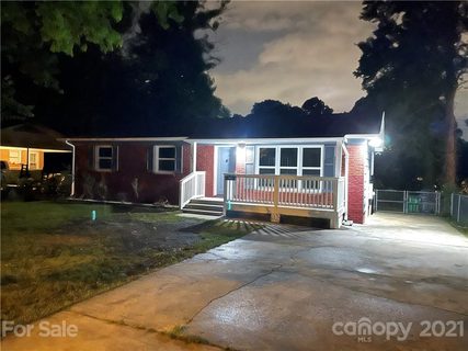 1023 Pondella Drive