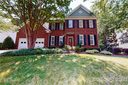 16908 Hampton Crossing Drive sold home in Huntersville, SC