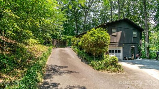 130 Drexel Road sold home in Enchanted Forest, Hendersonville, NC