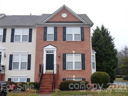 12353 Verdant Court
