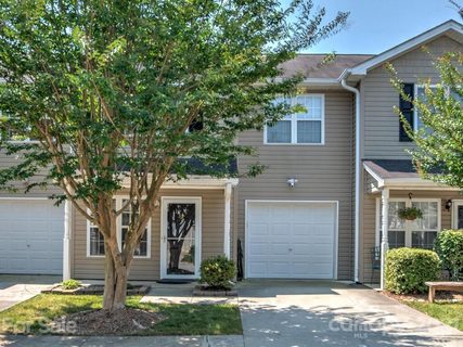 18 Yorktown Circle