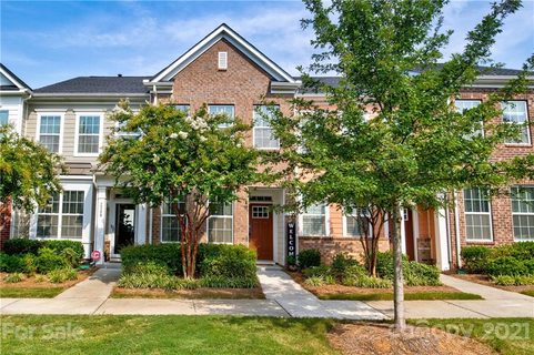 2544 Tranquil Oak Place