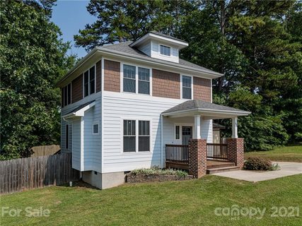 101 Estelle Park Drive sold home in Estelle Park, Asheville, NC