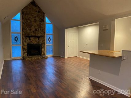 1710 Farm Pond Court sold home in Kingswood South, Gastonia, NC