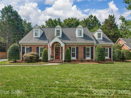 9515 Penshurst Trace