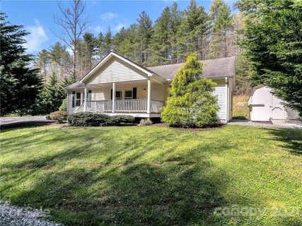 145 Heavens Valley Drive sold home in Woodhaven, Mars Hill, NC