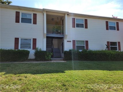 7989 Shady Oak Trail