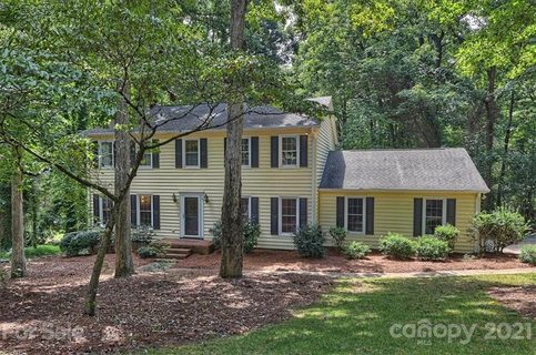 10501 Stonemede Lane sold home in Providence Ridge, Matthews, NC
