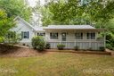 1540 Chestnut Gap Road sold home in Hendersonville, SC
