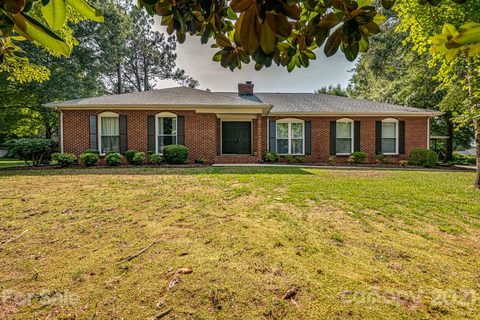 4602 Hood Drive sold home in Rolling Acres, Charlotte, NC