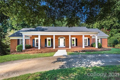 3752 Larkston Drive