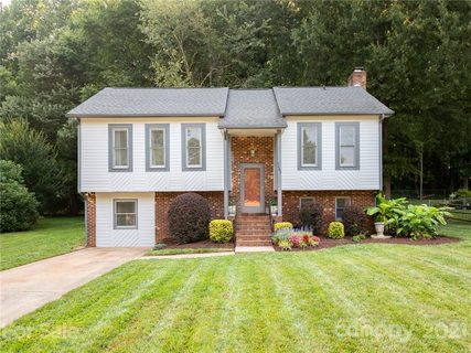1607 Teddington Drive