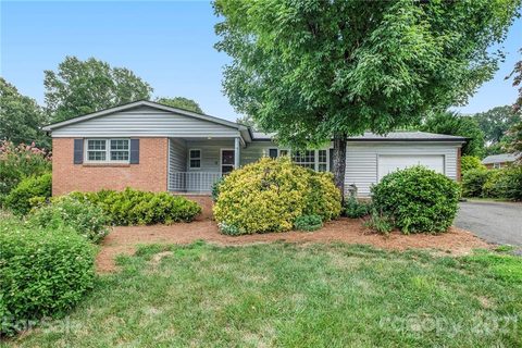 102 Fairway Drive sold home in Woodland Park, Belmont, NC