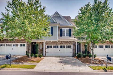 12158 Red Rust Lane