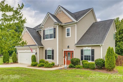 1153 Hallow Lake Terrace sold home in Mill Creek Falls, Lake Wylie, SC