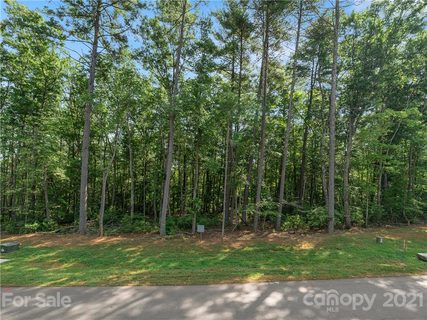 233 Kelmscott Lane