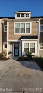 302 Halton Crossing Drive 51 sold townhome in Settlers Landing, Concord, NC