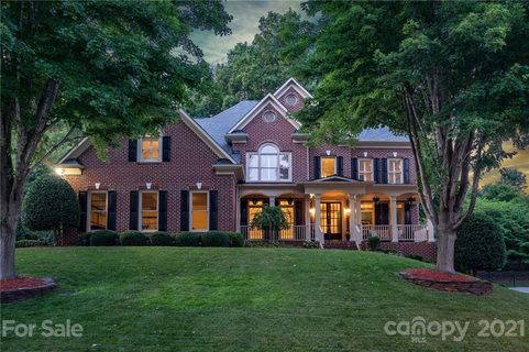 1111 Lytton Lane
