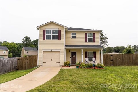 5819 Lake Vista Lane